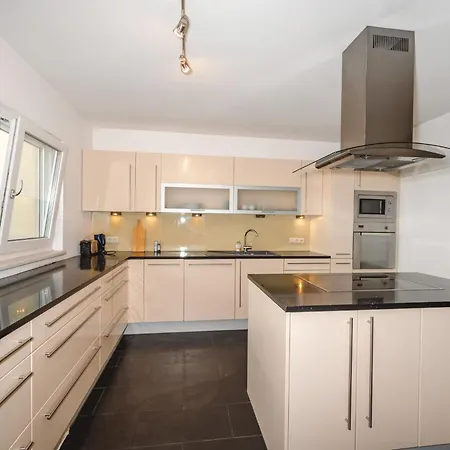 Franz By Interhome *